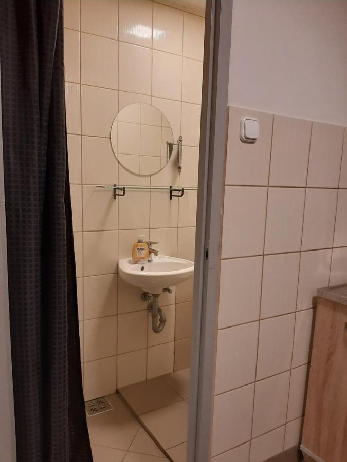 Apartman Vorosmarty Appartamento Budapest Esterno foto