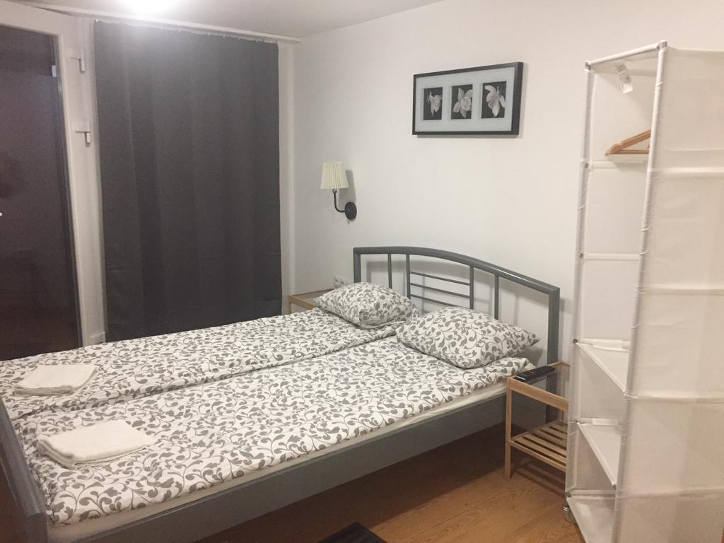 Apartman Vorosmarty Appartamento Budapest Esterno foto