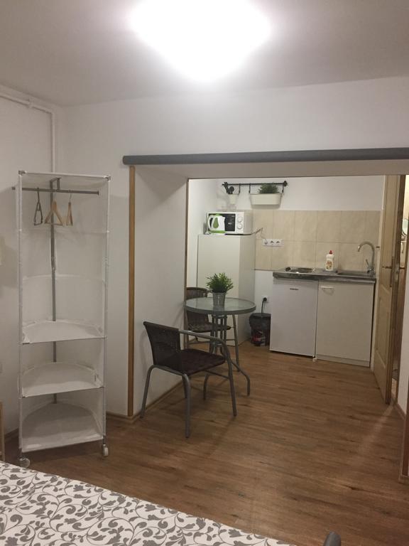 Apartman Vorosmarty Appartamento Budapest Esterno foto