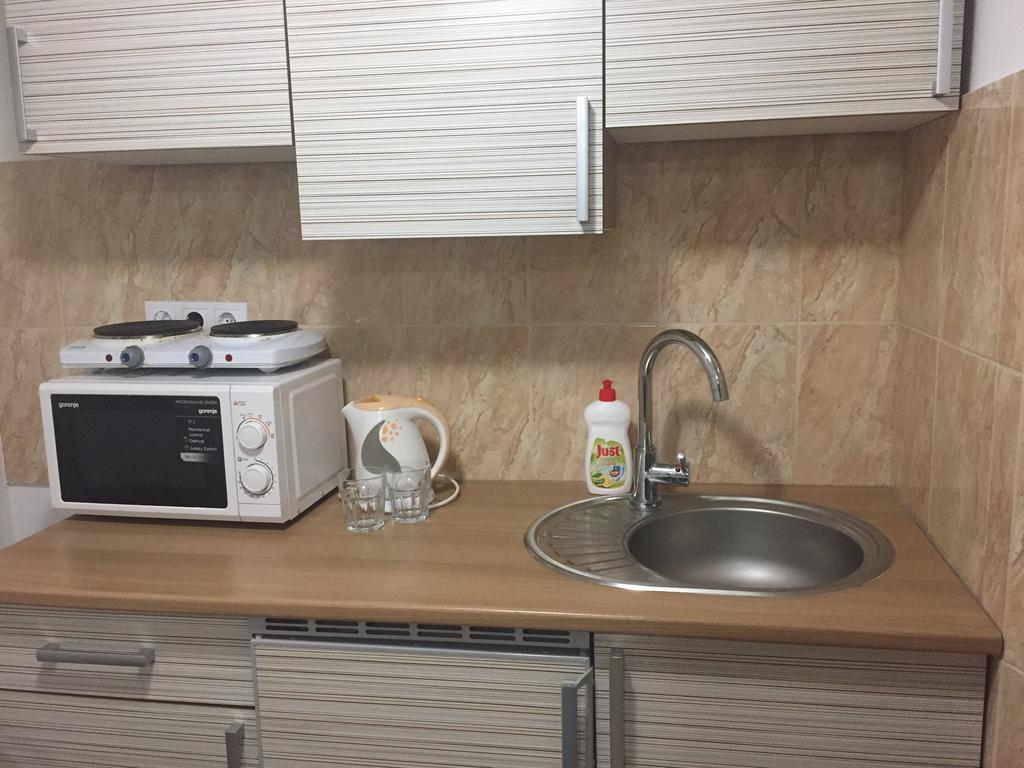 Apartman Vorosmarty Appartamento Budapest Esterno foto