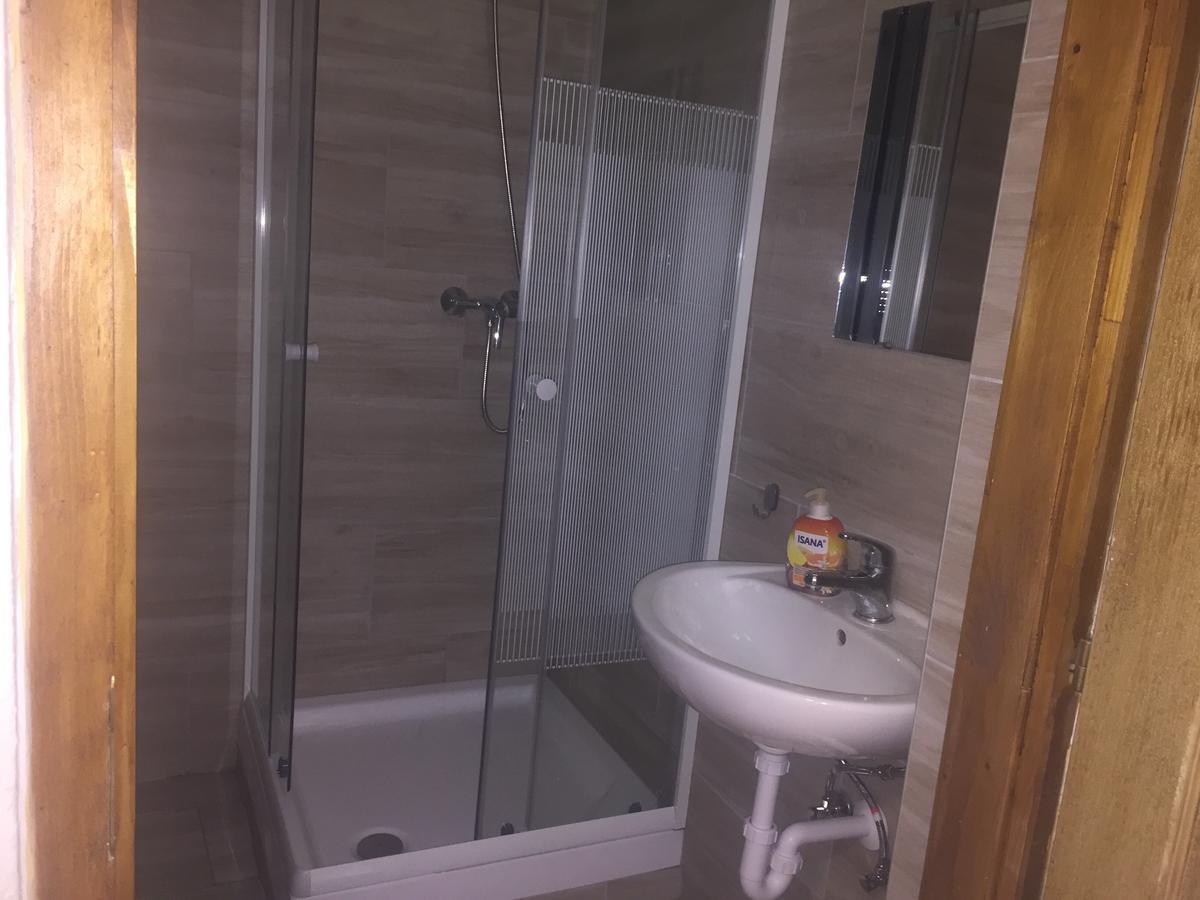 Apartman Vorosmarty Appartamento Budapest Esterno foto